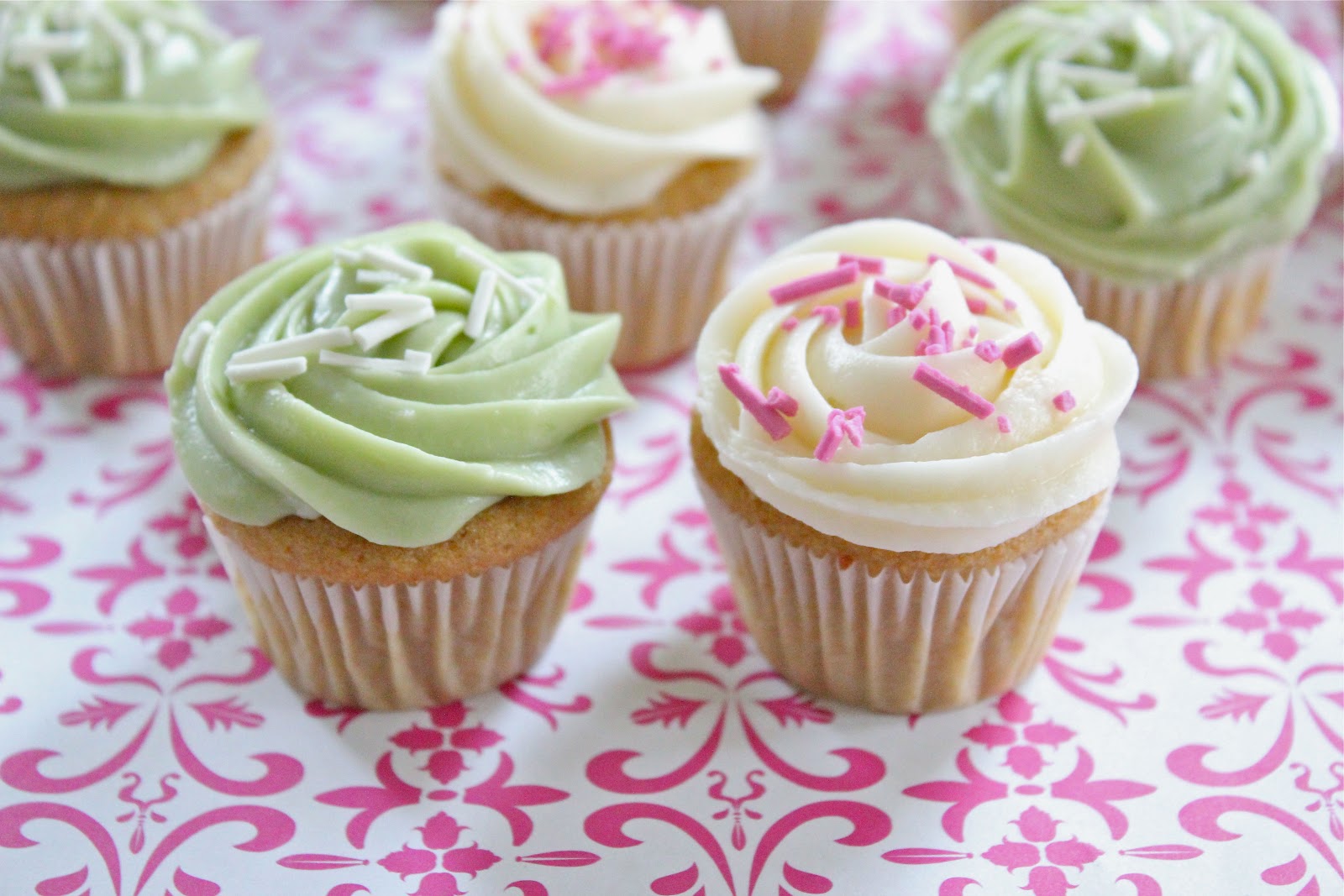healthier mini vanilla cupcakes | Eat Good 4 Life