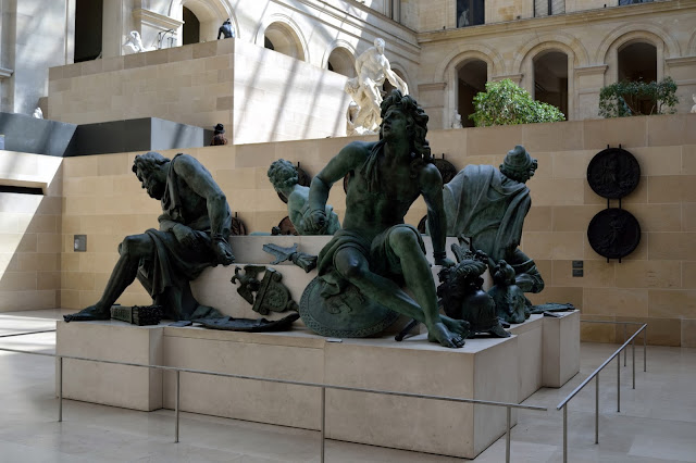 Museu do Louvre