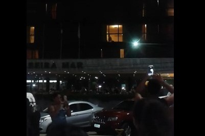 Gozando dentro da buceta dela Video casal fazendo sexo em hotel em fortaleza