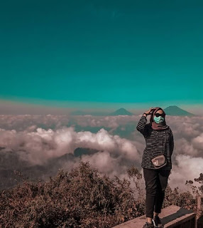 7 Tempat Wisata di Magelang Terpopuler, Gunung Telomoyo hingga Candi Borobudur