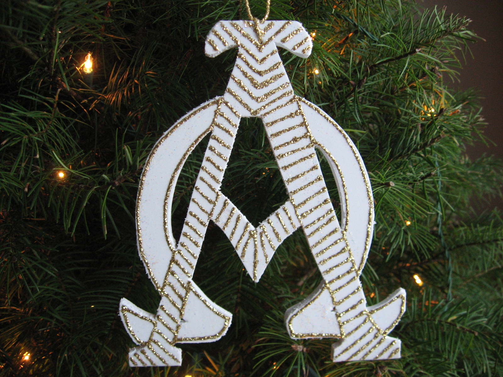 liturgical-time-walking-the-seasons-chrismon-number-one-the-alpha