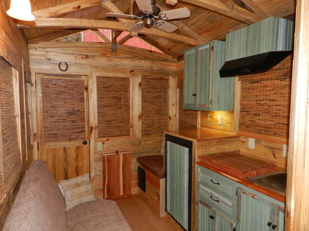 Mississippi Tiny House (204 Sq Ft) [ TINY HOUSE TOWN ]