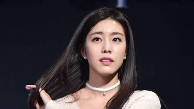 About Cho Eun Jung, Beautiful Presenter Who Makes So Ji Sub Melted Heart