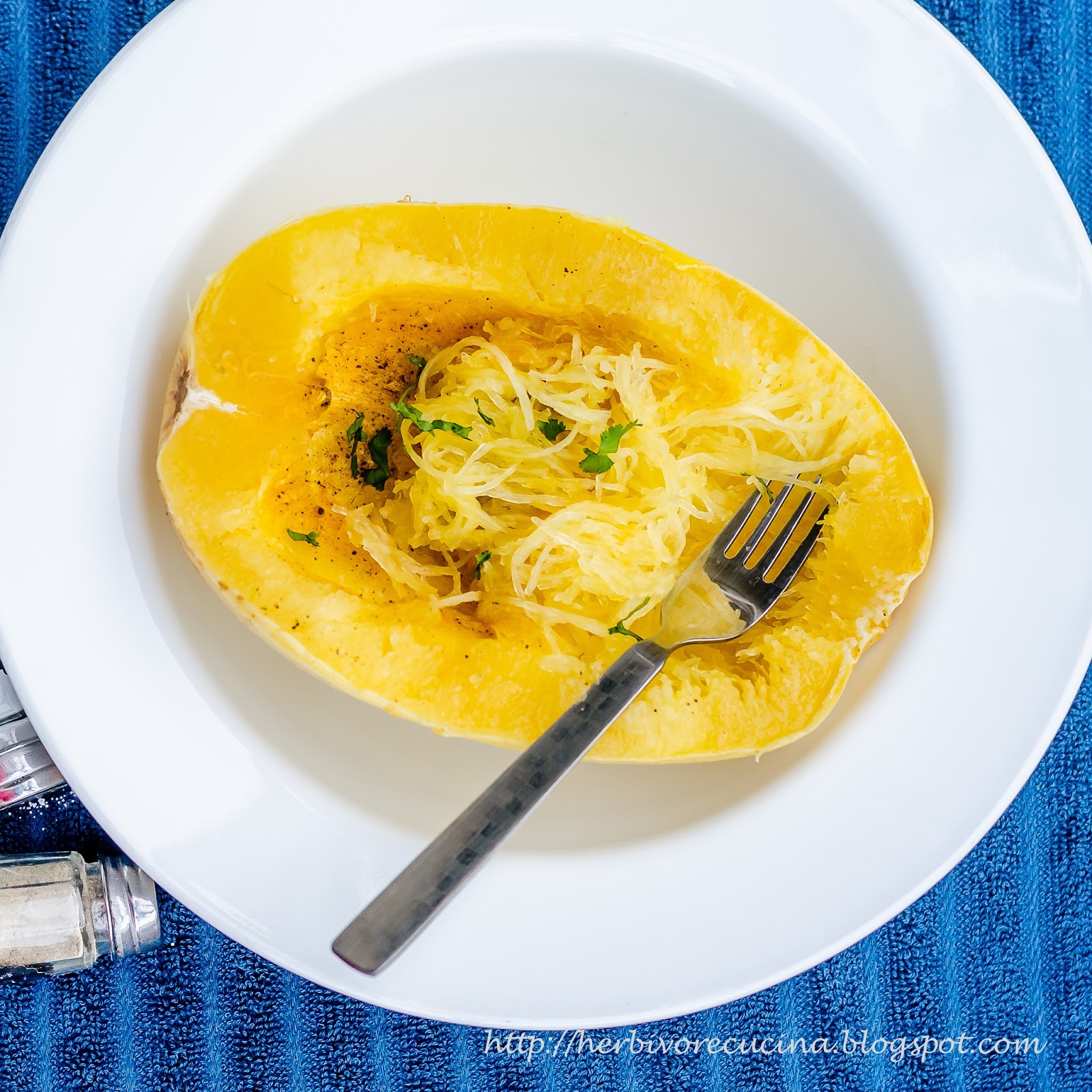 Herbivore Cucina: Lemon Pepper Spaghetti Squash