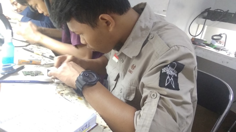 Penerapan Ilmu Elektronika Dalam Kehidupan Sehari Hari Ukm Pramuka Unm