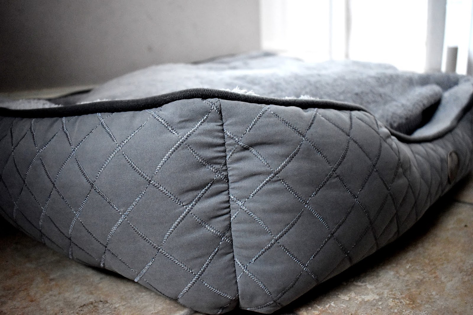 Silentnight Airmax Pet Bed Review Beth Owen