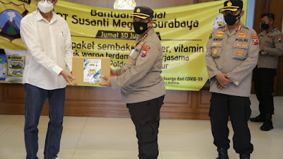 Polda Jatim Terima Bansos Dari PT. Susanti Megah Surabaya, Siap Disalurkan ke Masyarakat Terdampak Covid-19