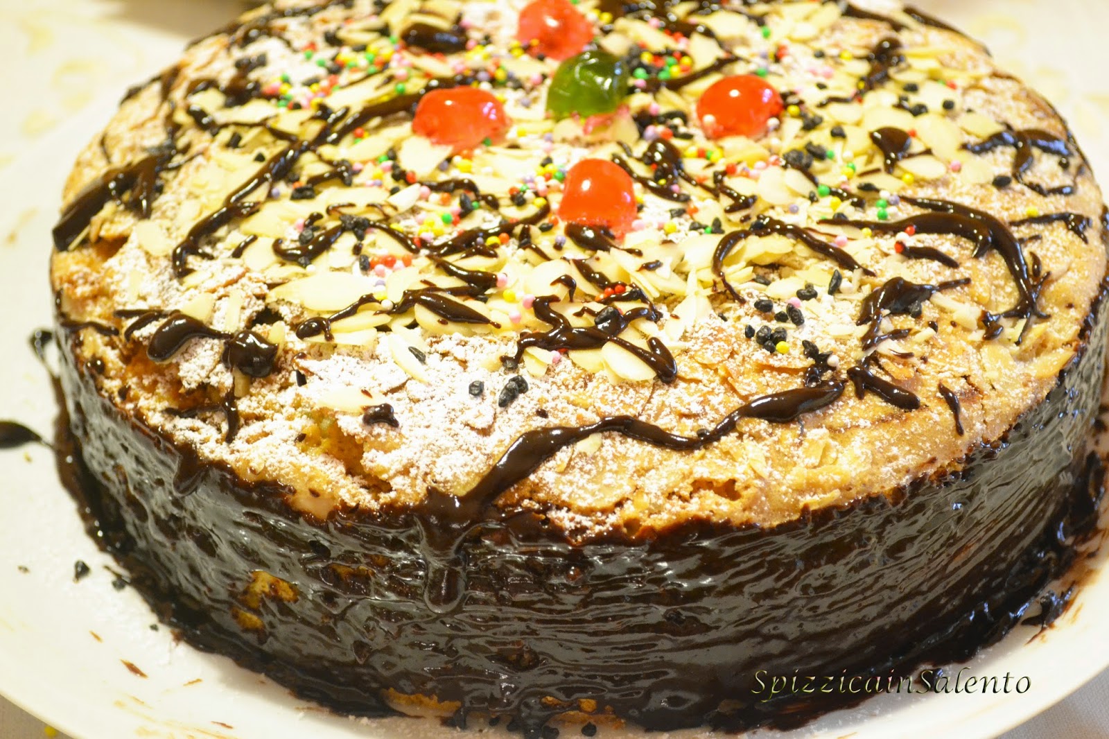 torta di mandorle salentina per una buona e dolce pasqua