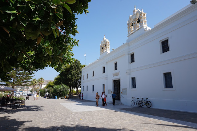 Parikia - Cathédrale Panagia Ekatontapiliani