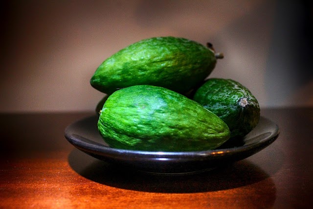 Feijoa: Nutrition and Health Benefits    