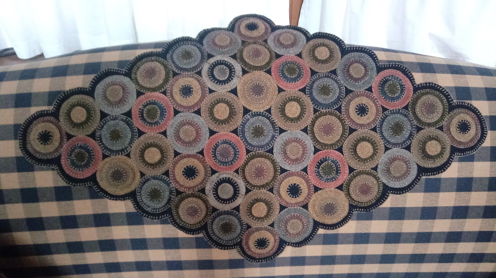 KM PRIMITIVES: PENNY RUGS