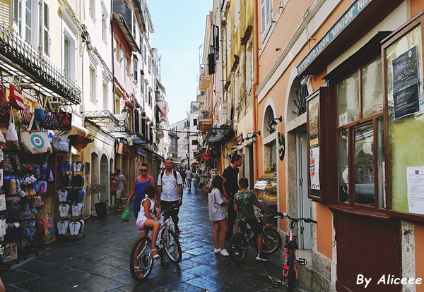 Corfu-town-de-vazut-obiective-turistice-vacanta