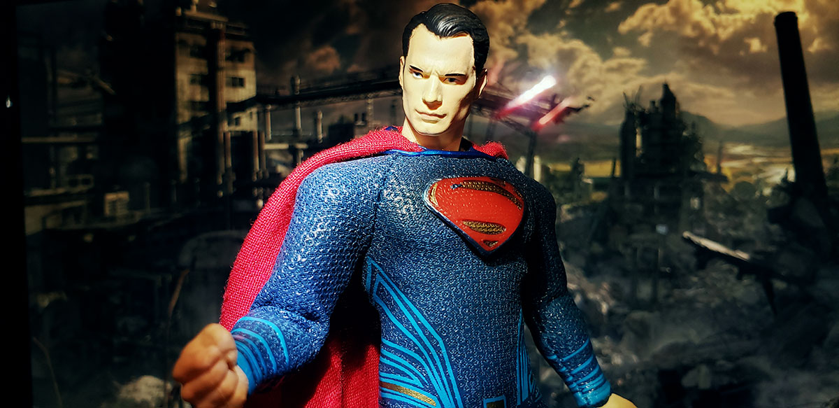 Review - Mezco BVS Superman Henry Cavill Bootleg (Review) 14-end5