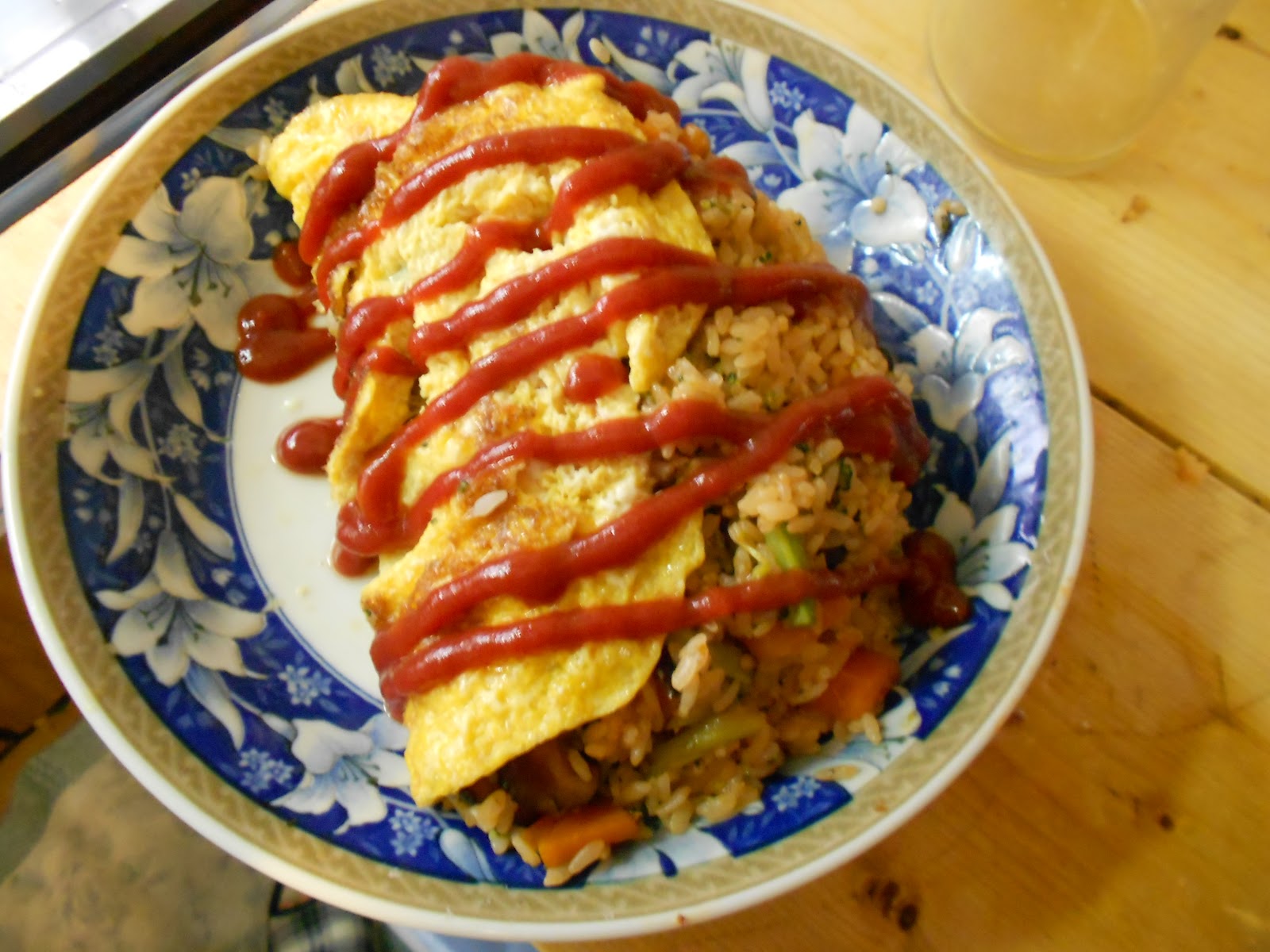 Cooking tokyo omelet rice omurice 