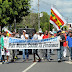 FEIRA DE SANTANA / Em greve, trabalhadores da Pirelli fazem protesto na Justiça do Trabalho