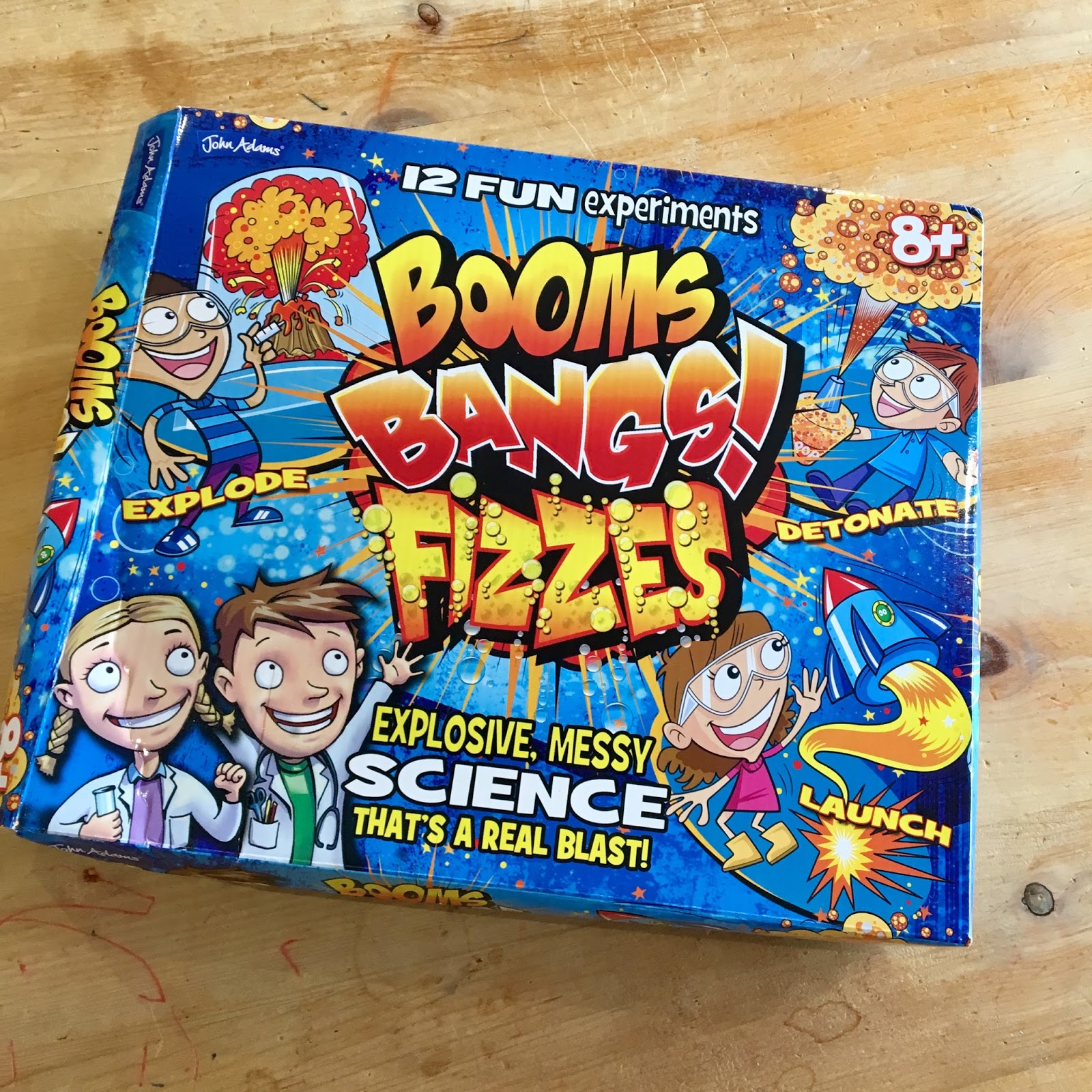 booms bangs fizzes science kit