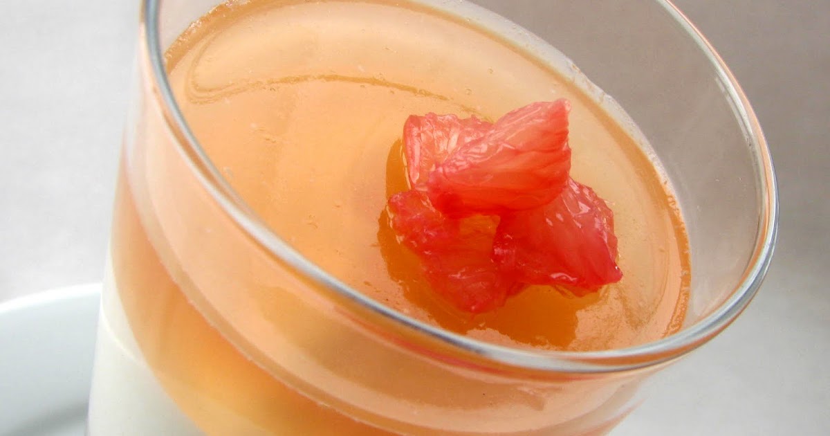 :pastry studio: Yogurt Mousse with Grapefruit Gelée