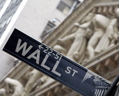 Wall Street взема превантивни мерки срещу краха на еврото