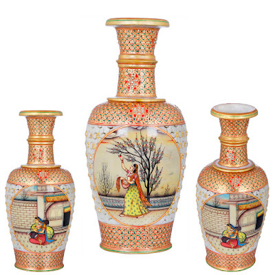 White Marble Vase Decorated With Paintings and Latticework