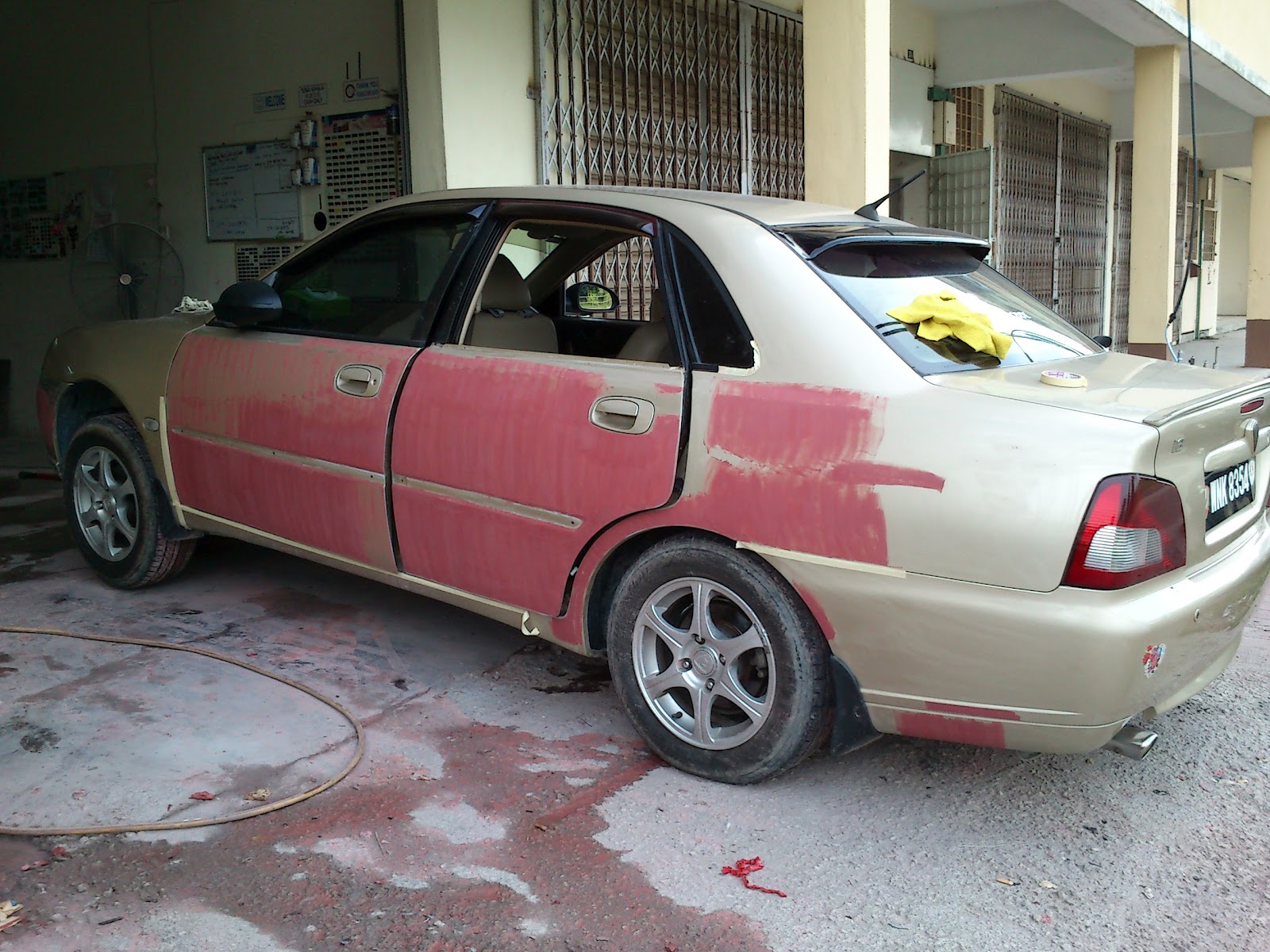 kerja kerja mengecat