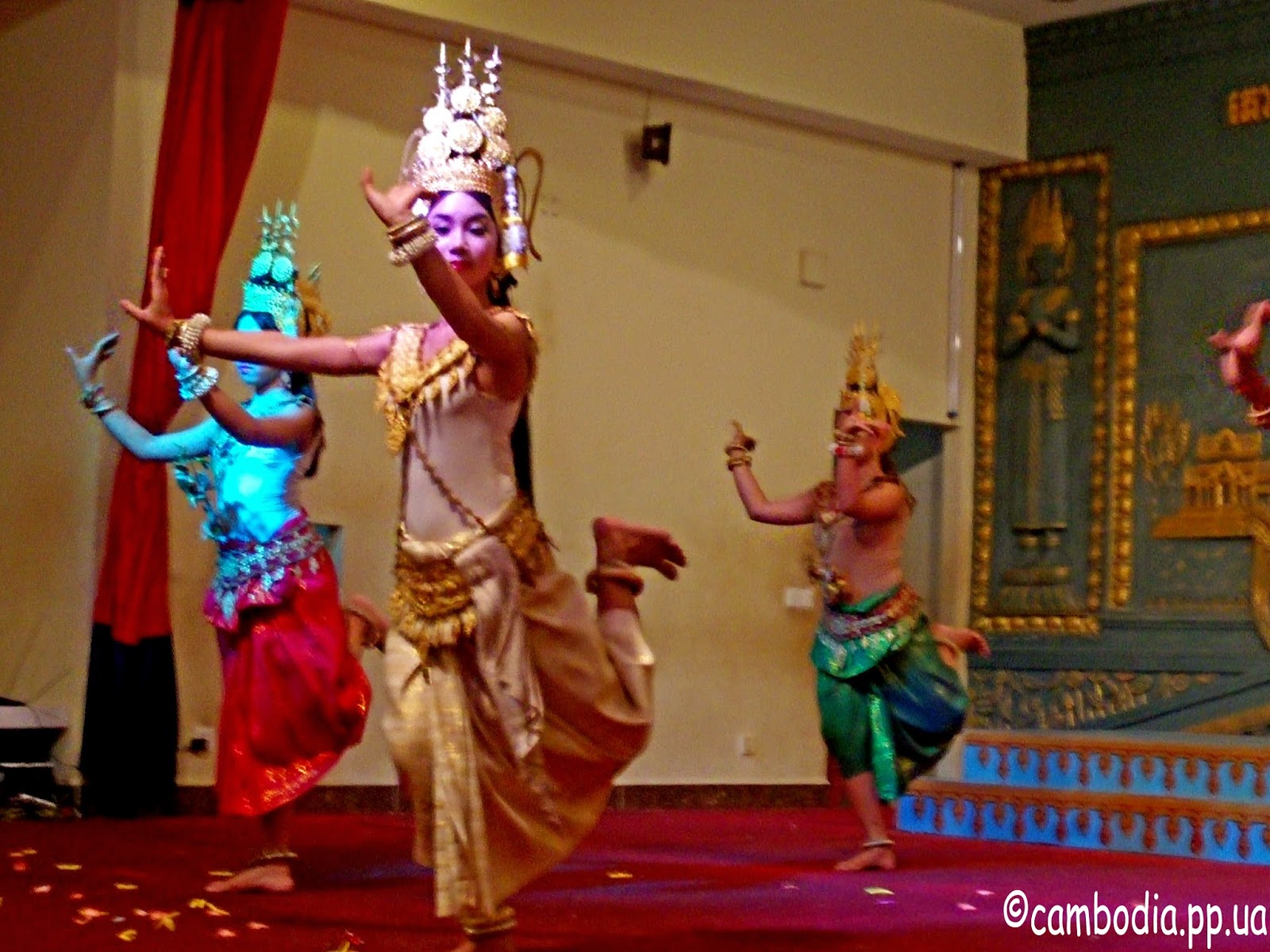Народные танци в Камбодже