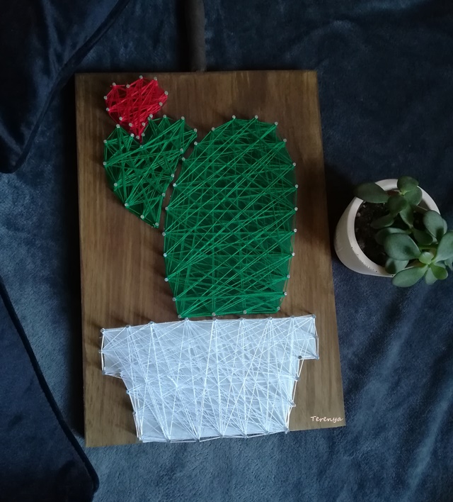 como-hacer-cuadro-clavos-hilos