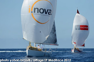 Pietro d'Ali suivi de près par Erwan Tabarly à Ajaccio, arrivée de la Med Race.