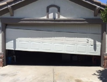 Jammed Garage Doors for Dummies | The Antisocial Network