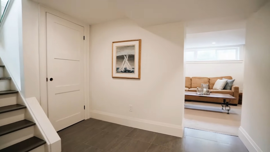 35 Interior Design Photos vs. 37 Coney Rd, Toronto Luxury Home Tour