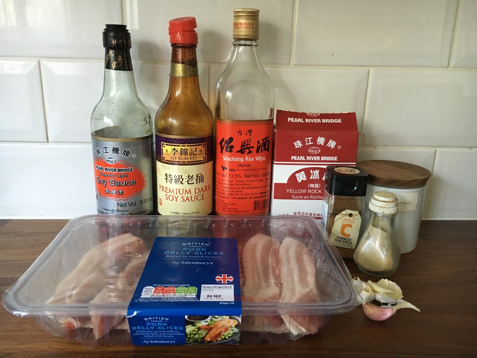 Chinese Star Anise And Soya Braised Pork Belly / LUCY LOVES TO EAT