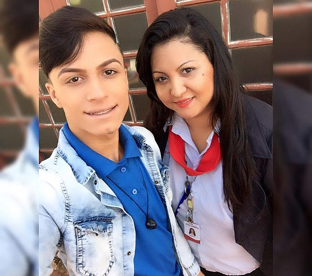 Mãe muda versão e agora diz que trio de jovens matou filho no interior de São Paulo Mãe muda versão e agora diz que trio de jovens matou filho no interior de São Paulo