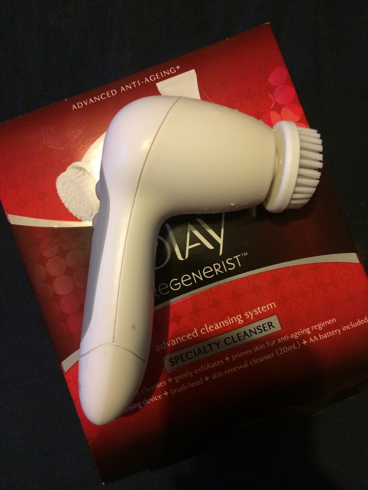 Kaleidoscope Colours Olay Regenerist Face Brush Review