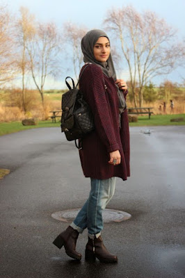 Tips Agar Foto Anda Jadi Wanita Hijab Dengan Padupadan Sederhana Berikut Ini manis dengan jeans