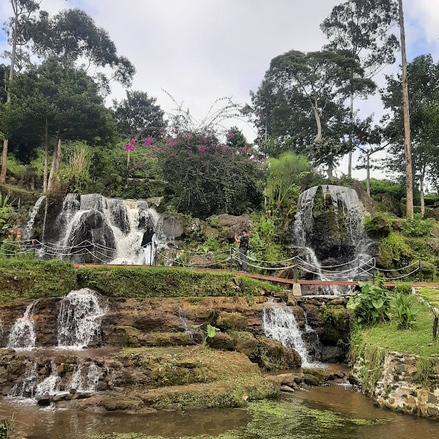 air terjun curug tilu ciwidey