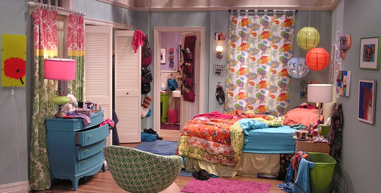 Big Bang Theory Penny's Bedroom