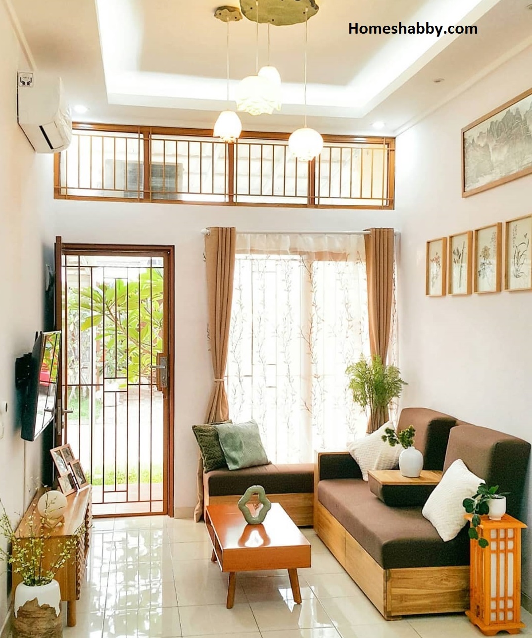 hiasan ruang tamu kayu - Penelope Simpson