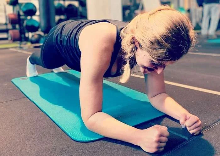 Plank Workout Routine to Flatten Your Abs