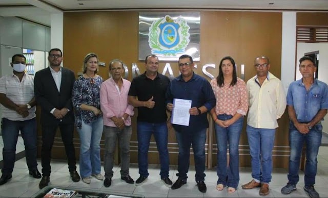 Orlando José toma posse como presidente do Consórcio de Municípios do Agreste e Mata Sul de Pernambuco - COMAGSUL.