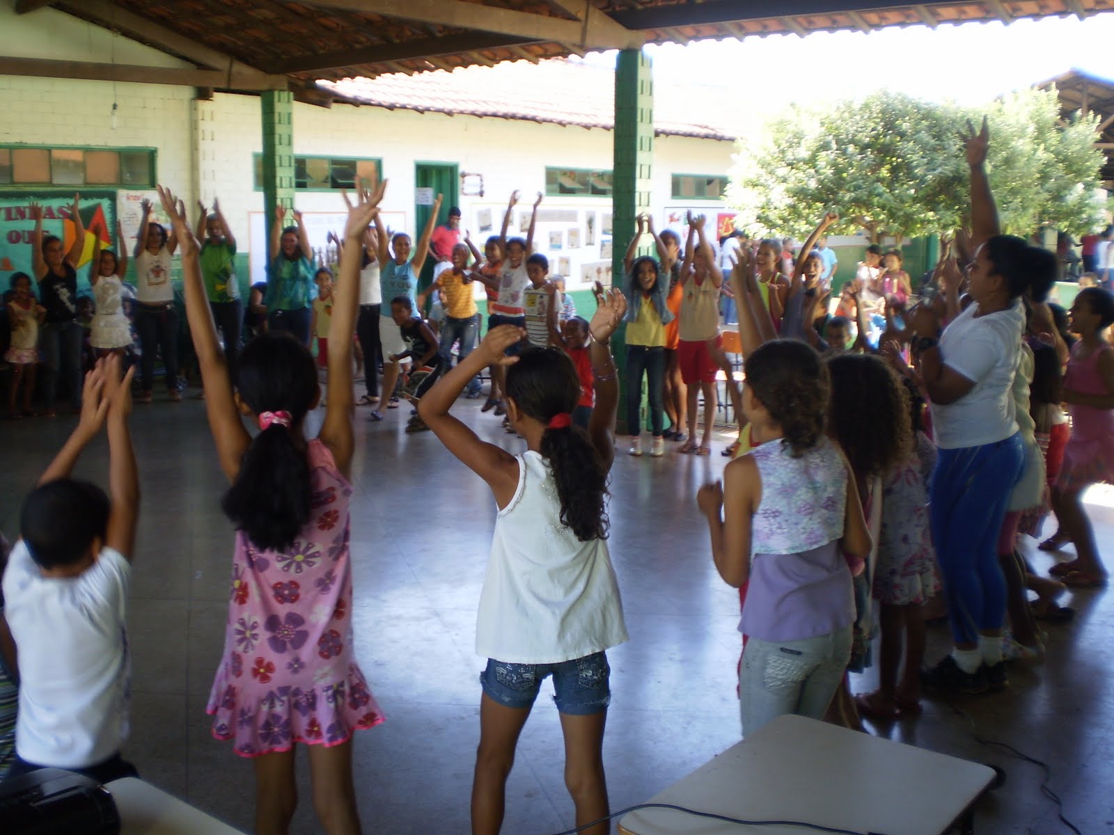 Escola Mul. Pr. Paulo Leivas Macalão ::..: Dia Temático