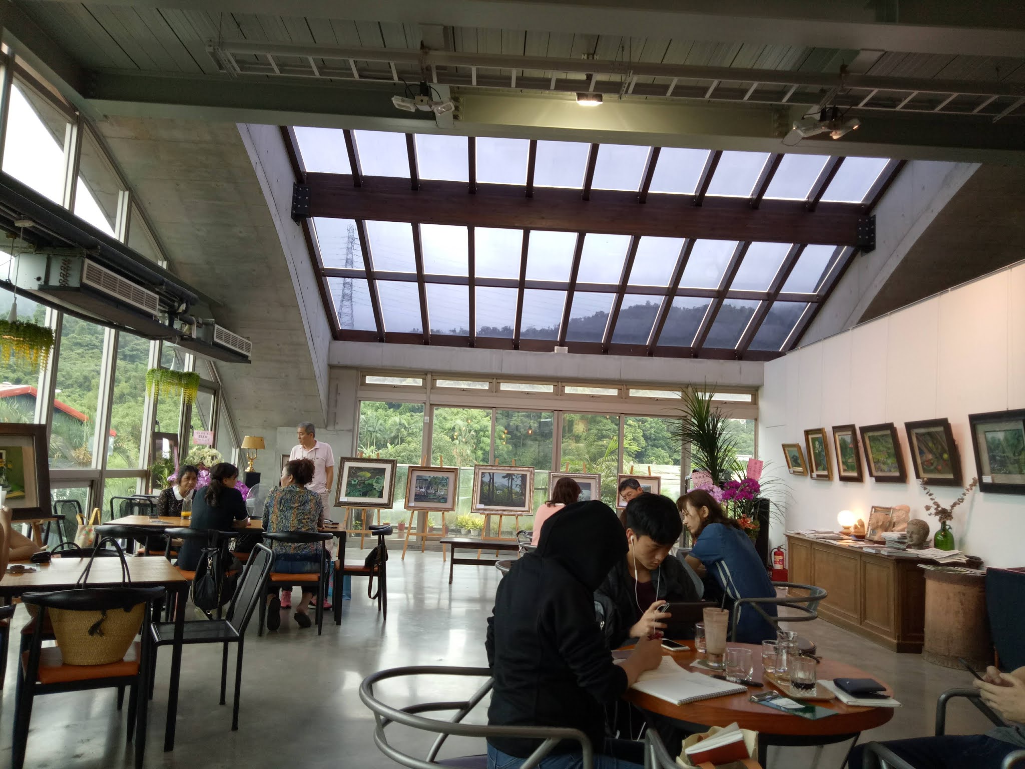 寵物友善餐廳cafe Arc Cafe, 新北市深坑 瑪吉和妹妹球 ( 原名 超時空寵愛)