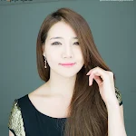 Han Ga Eun – Black And Gold Dress Foto 9