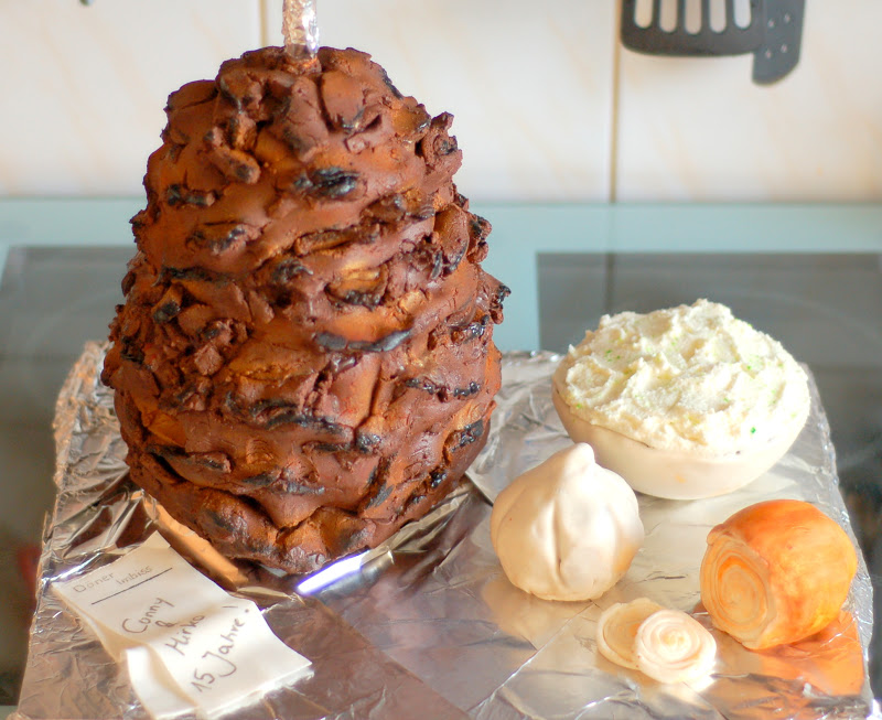 Augenblicke: Döner-Torte