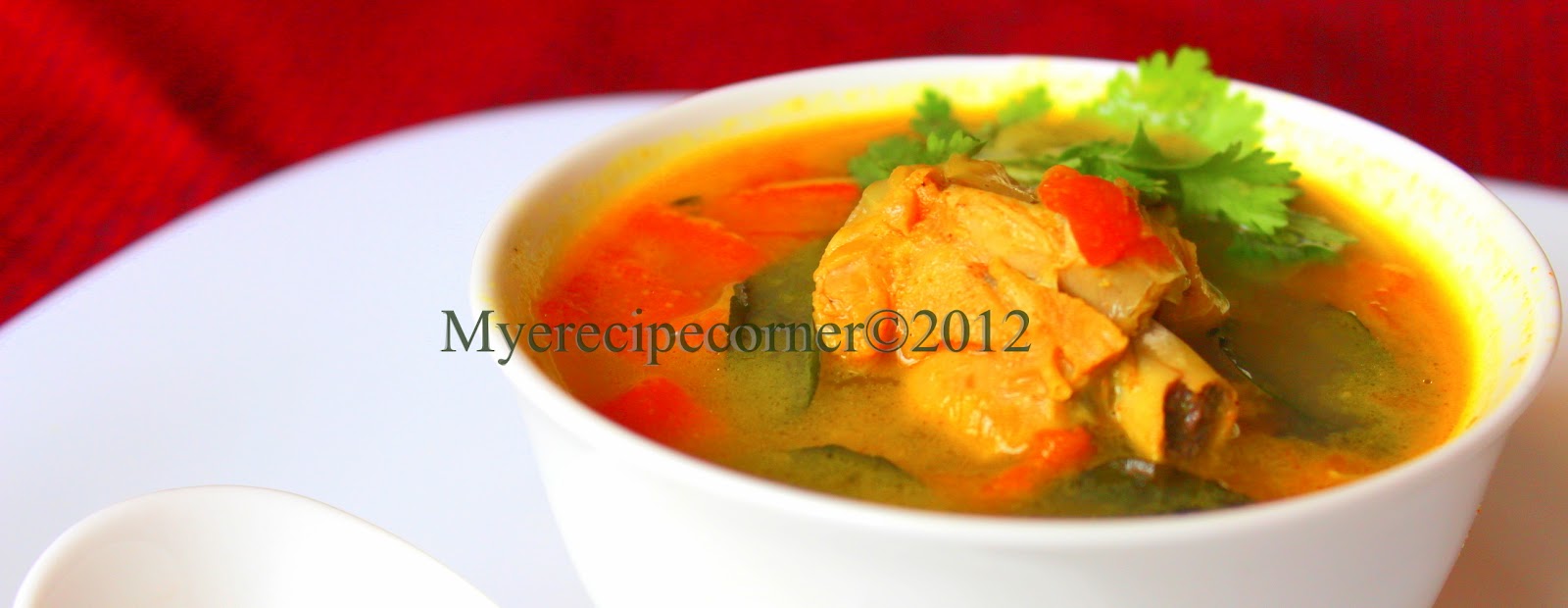 Mye's Kitchen: Chettinad Chicken Soup/ Kozhi Rasam