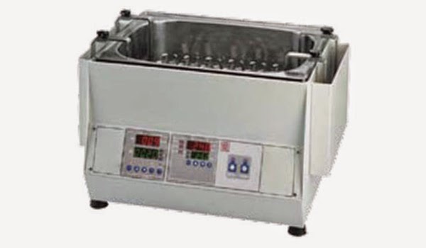 Rotary oscillating water bath 迴轉式振盪水浴槽（數位式） BT-680D