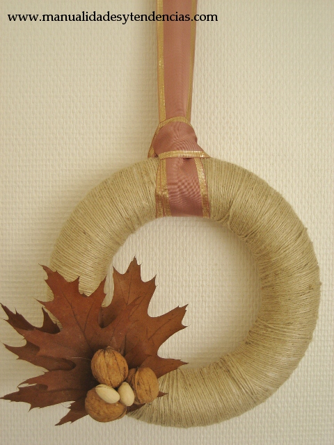 DIY corona navideña / Christmas wreath / Couronne de Noël