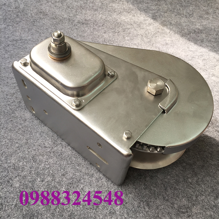 Tời quay tay Inox 2600lbs