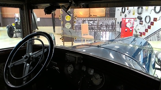 Лорен-Дитрих вид из кабины Лорен-Дитрих внутри