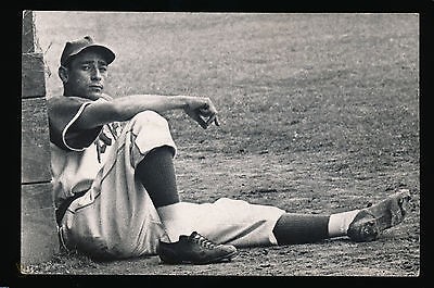 Luis Olmo tells stories of facing Satchel Paige and Josh Gibson in