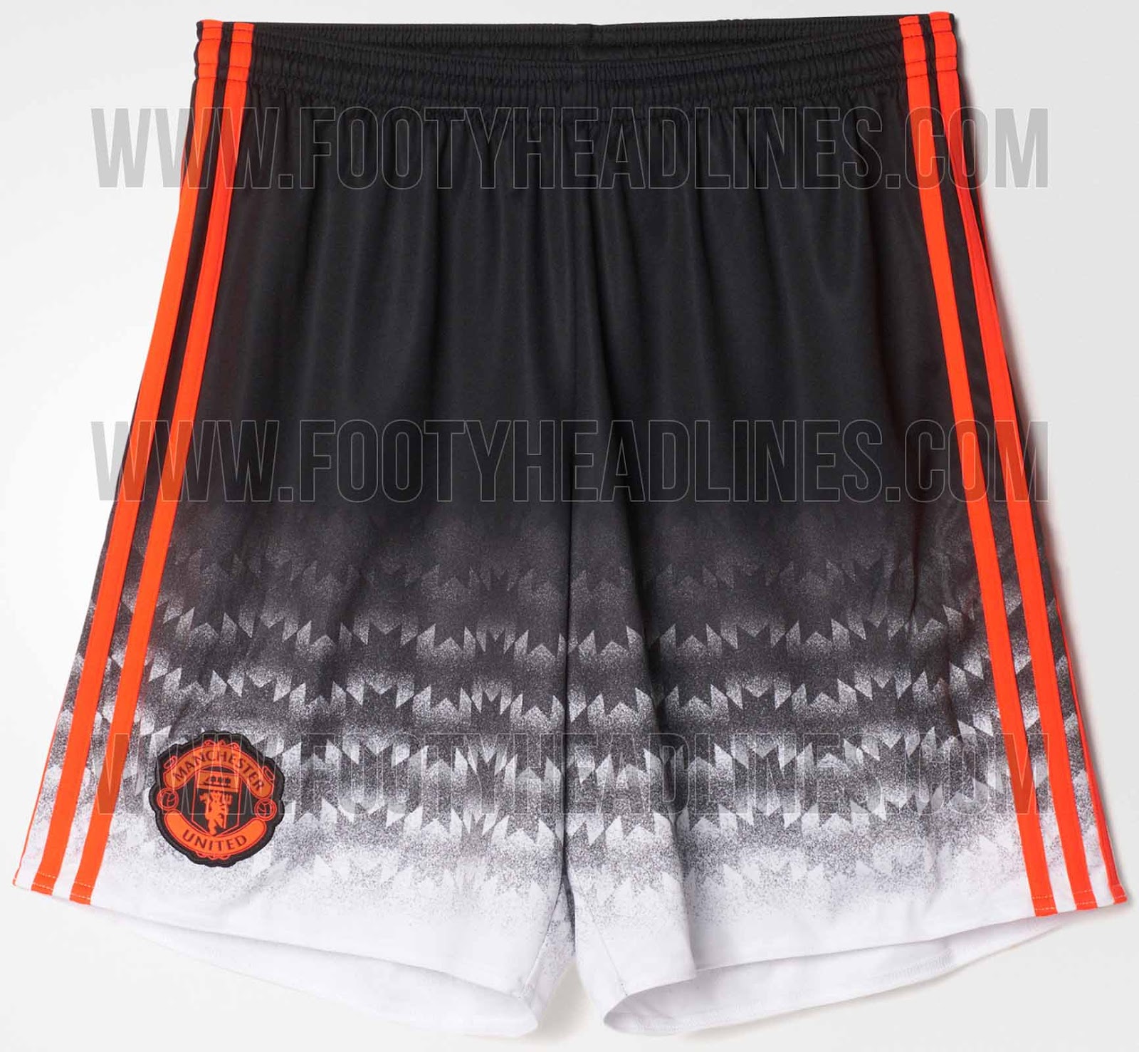 [Obrazek: manchester-united-15-16-third-kit-shorts-1.jpg]