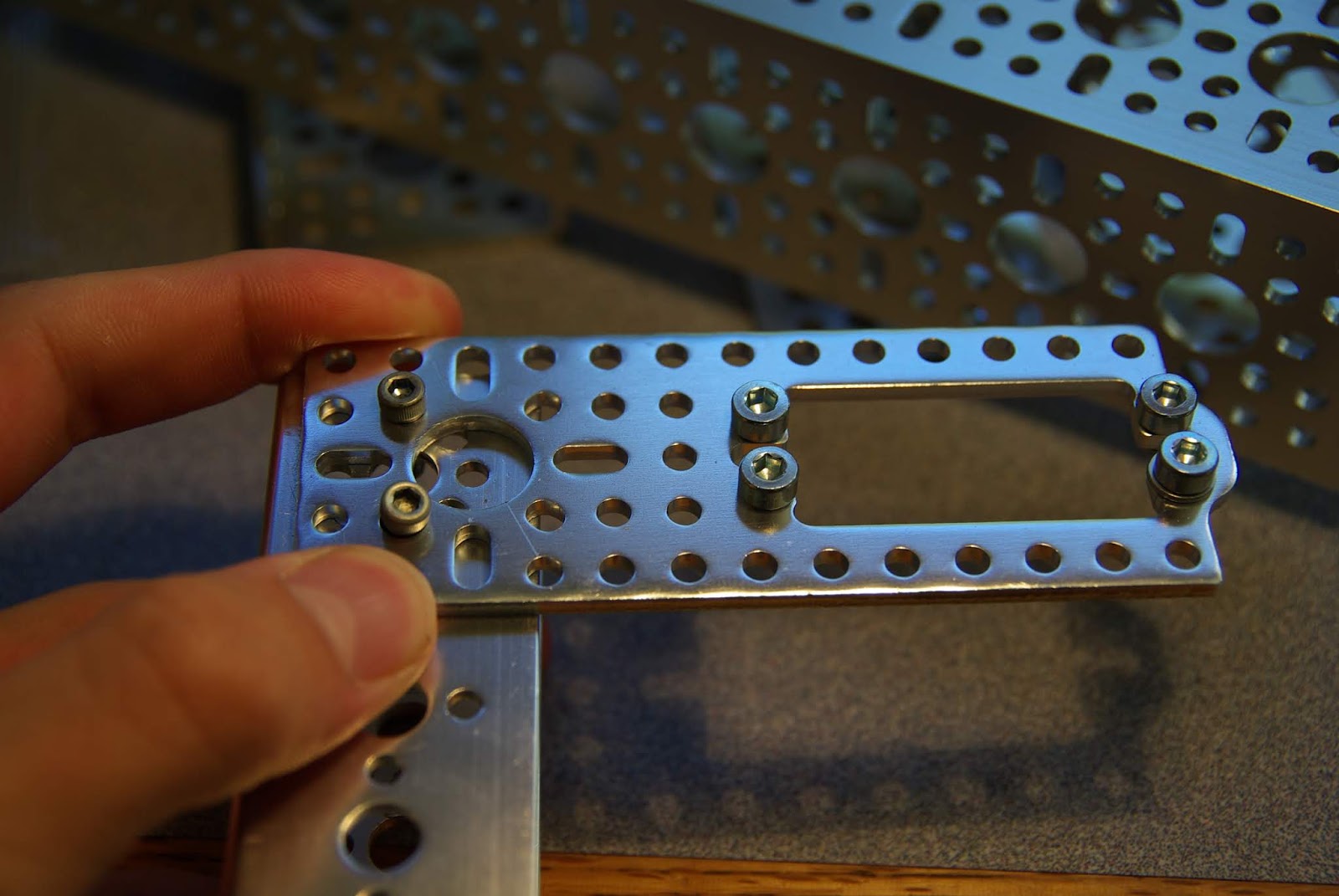 GoBilda with Tetrix All about Servo Mounts